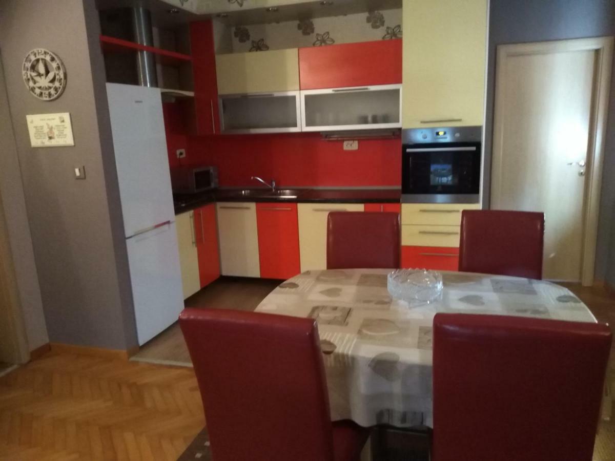 Apartmani Eva Задар Экстерьер фото